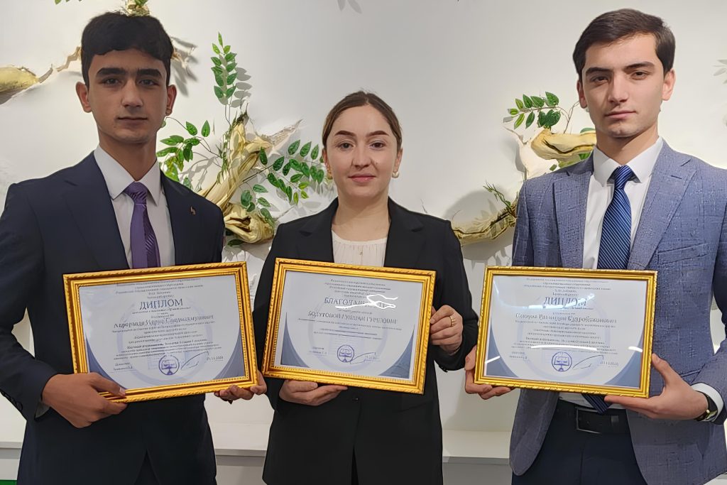 ДОНИШҶӮЁНИ ДБССТ – ҒОЛИБИ ОЗМУН ДАР ДОИРАИ МИЗИ МУДАВВАРИ БАЙНАЛМИЛАЛӢ